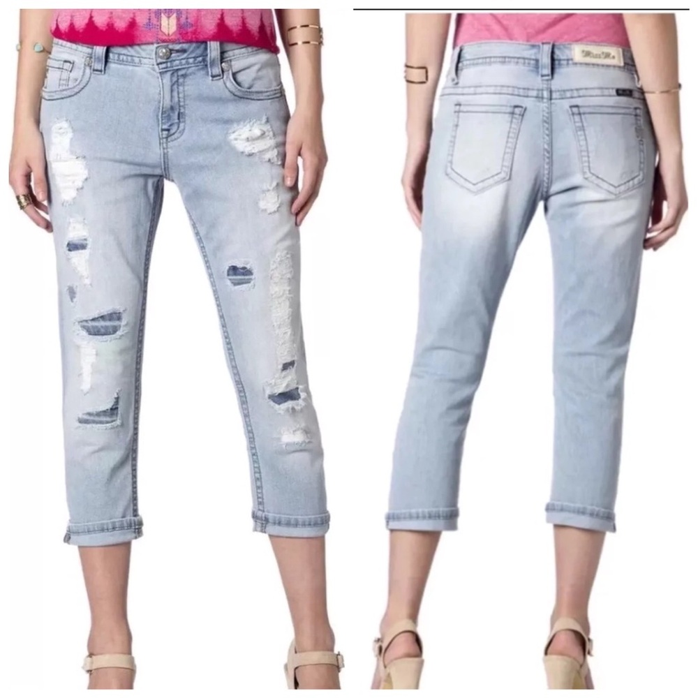 Miss Me Boyfriend Capri Denim Jeans Distressed Light Wash 27